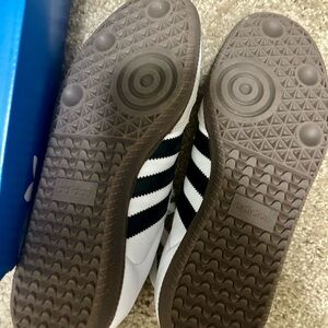 Adidas Sambas size US 8